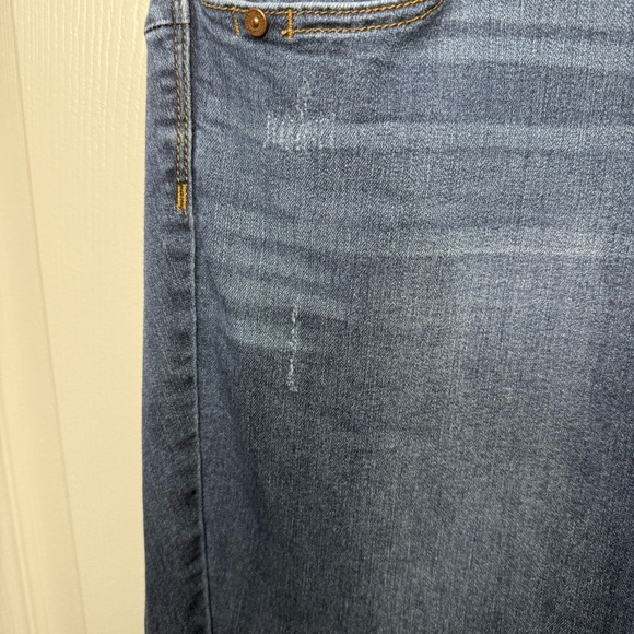 Democracy “ab”solution Womens Blue Jeans Size 16W Medium Wash Skinny Leg GUC - Picture 2 of 7